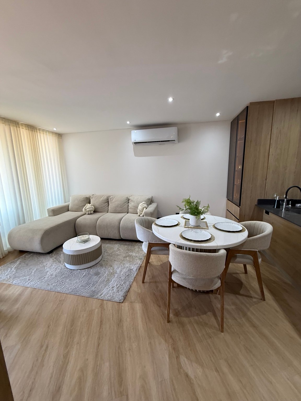 Apartamento Amoblado Oeste — Edificio Monet, Piso 2
