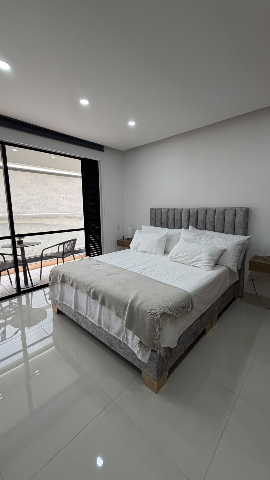 Apartaestudio Amoblado -  Chipichape Living